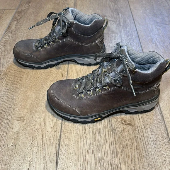 Eddie Bauer Women's Cairn Mid Hiking Boots Size 6.5 - Picture 1 of 6